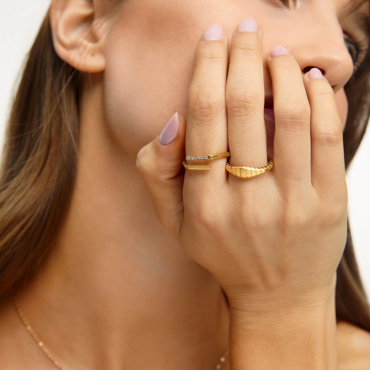 Anel Concha Marinha Banhado em Ouro 18k