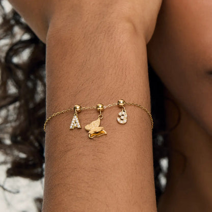 Pingente Borboleta Banhado em Ouro 18k