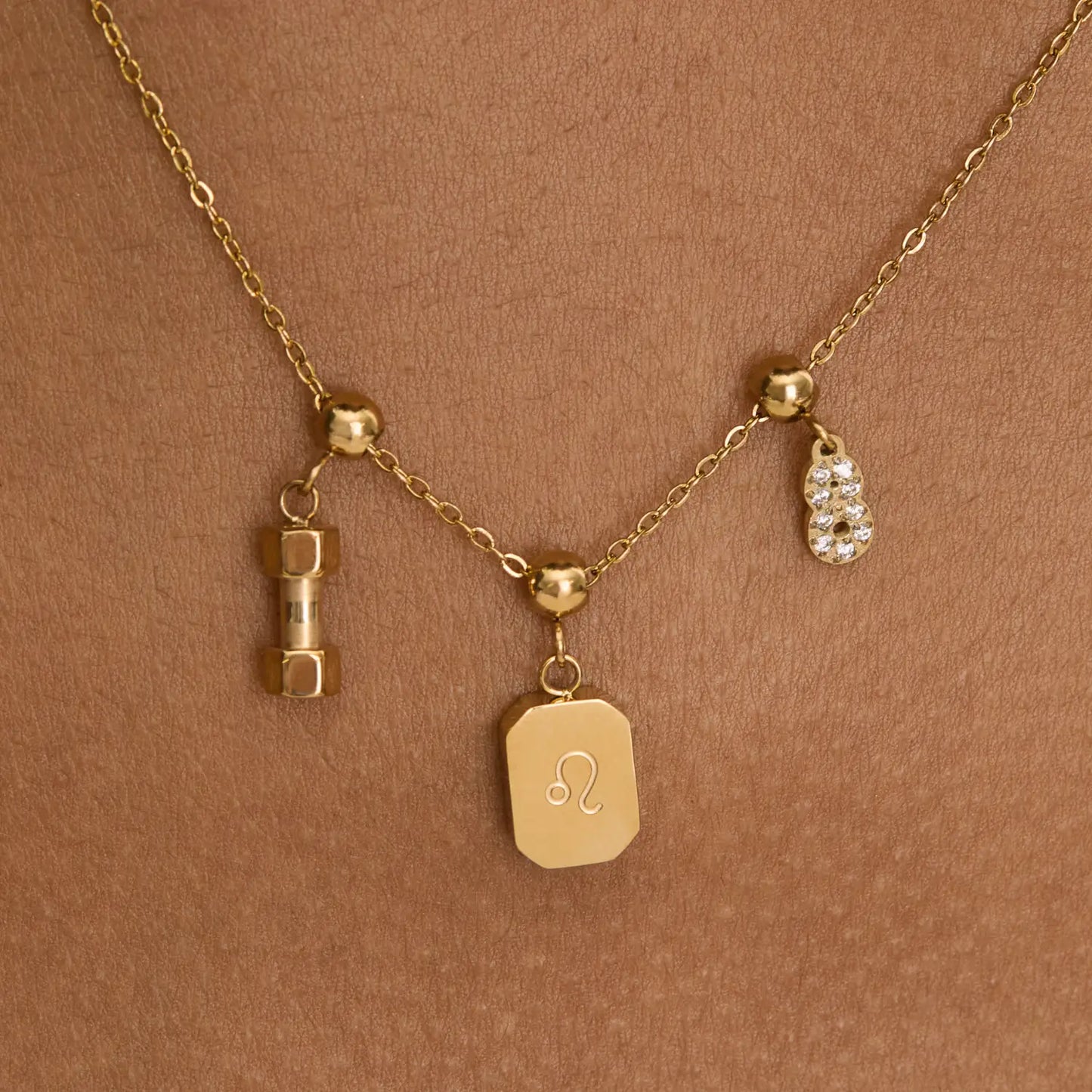 Pingente Número 8 Banhado em Ouro 18k