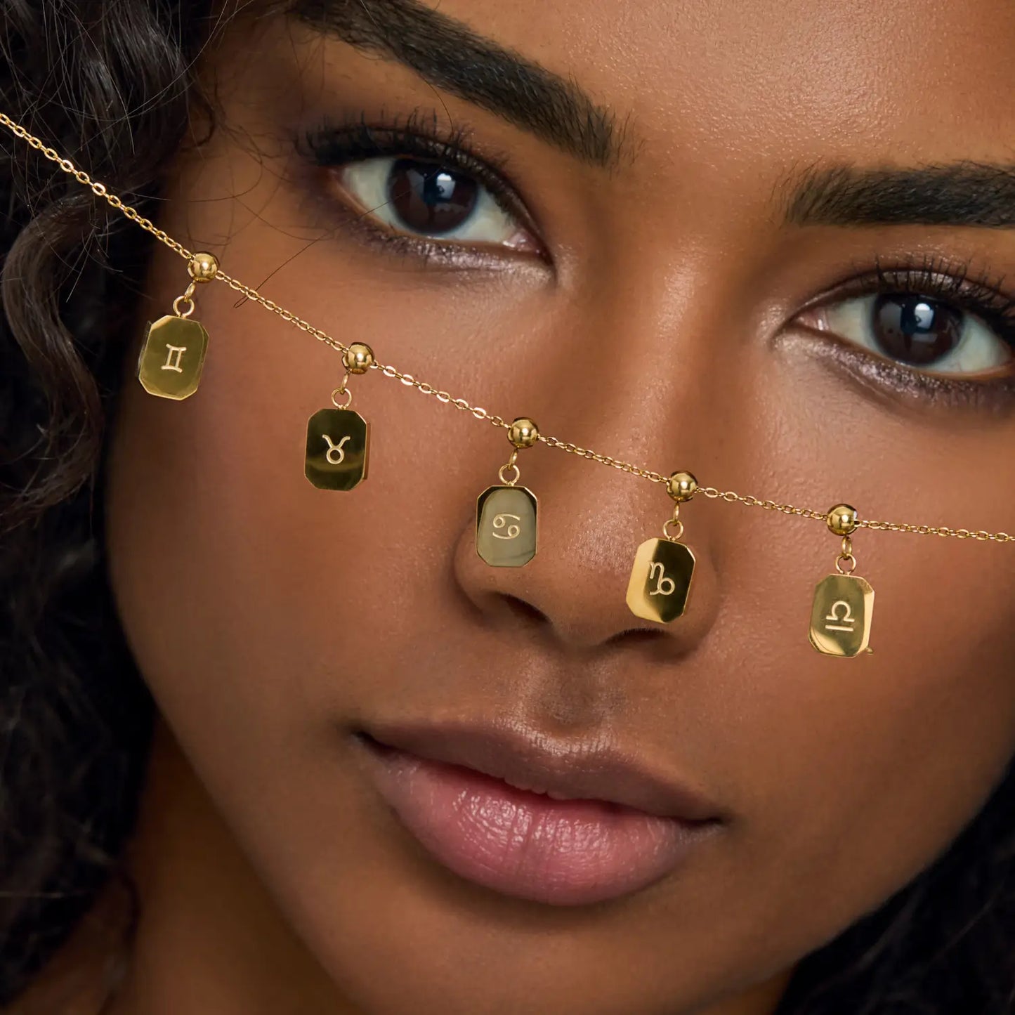 Pingente Signo Libra Banhado em Ouro 18k