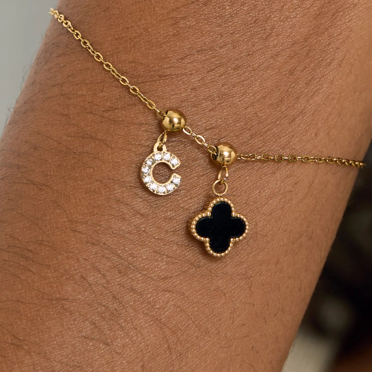 Pingente Trevo Preto Banhado em Ouro 18k