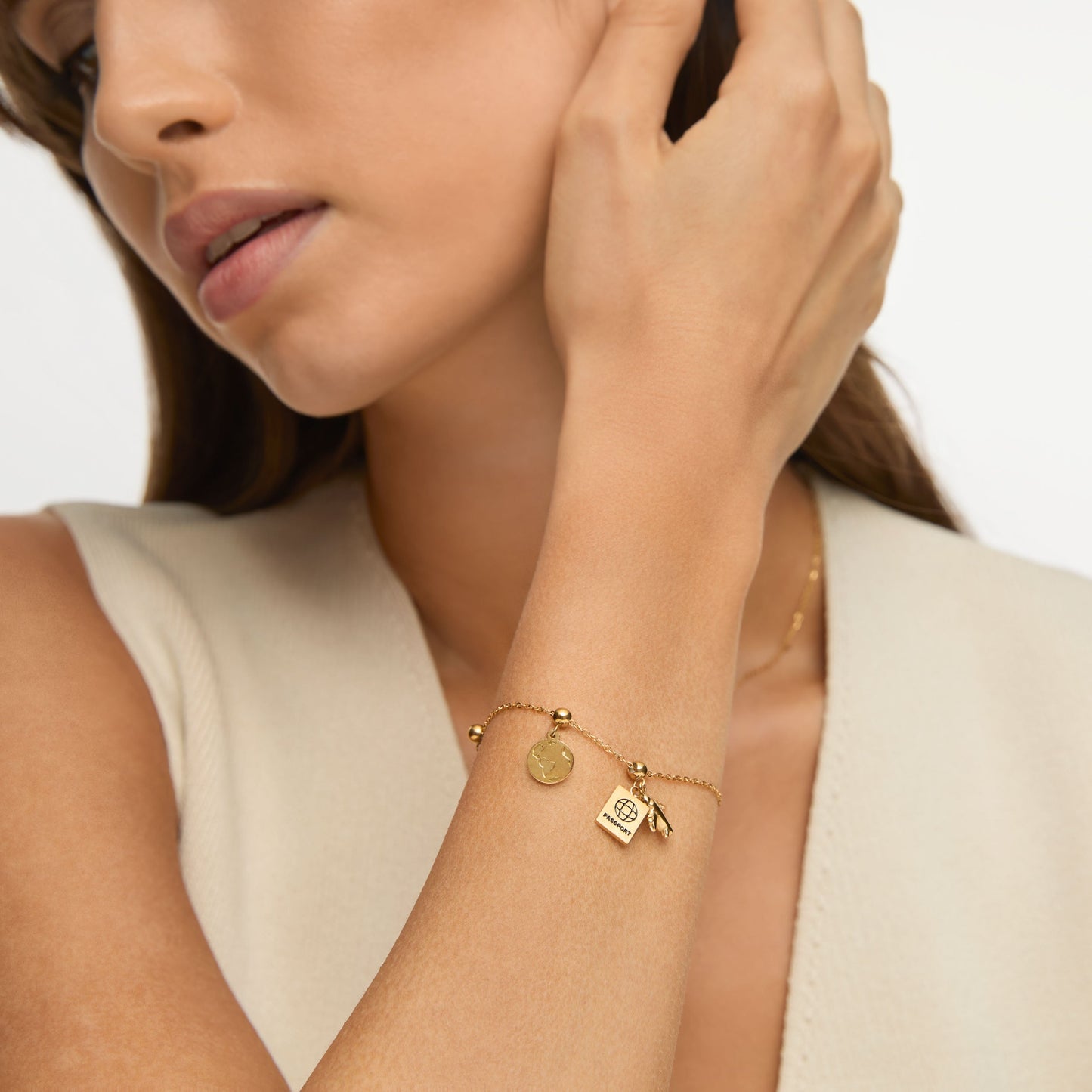 Pingente Eu Amo Viajar Banhado em Ouro 18k